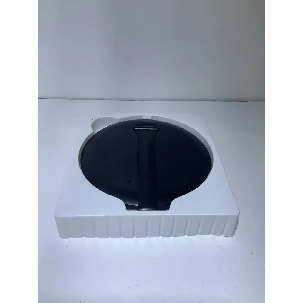 Glo Tech Foldable Travel LED Mirror Portable Black USB-C charging Open Box